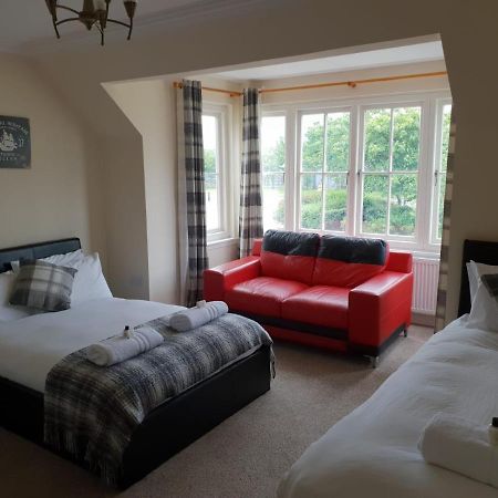 The Ship Inn Invergordon Ngoại thất bức ảnh
