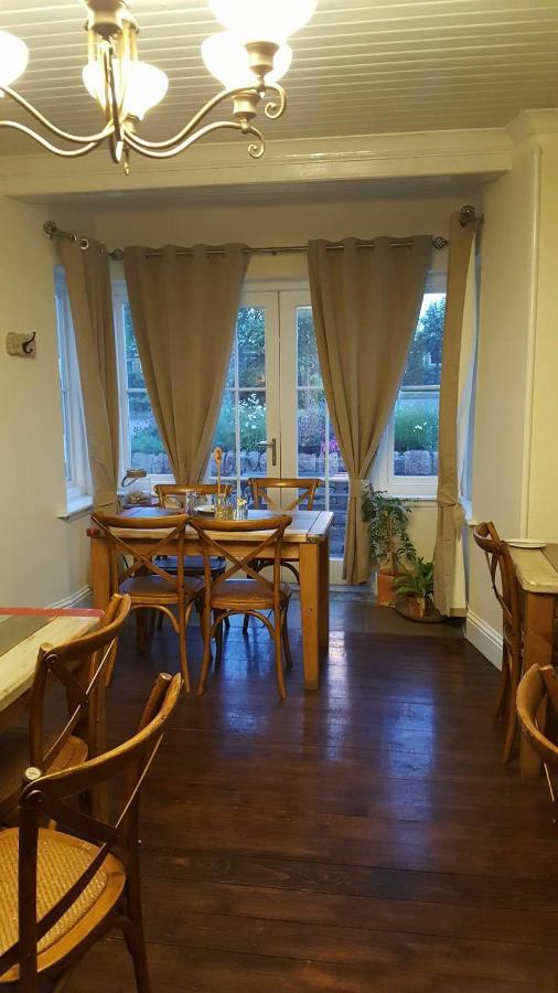 The Ship Inn Invergordon Ngoại thất bức ảnh