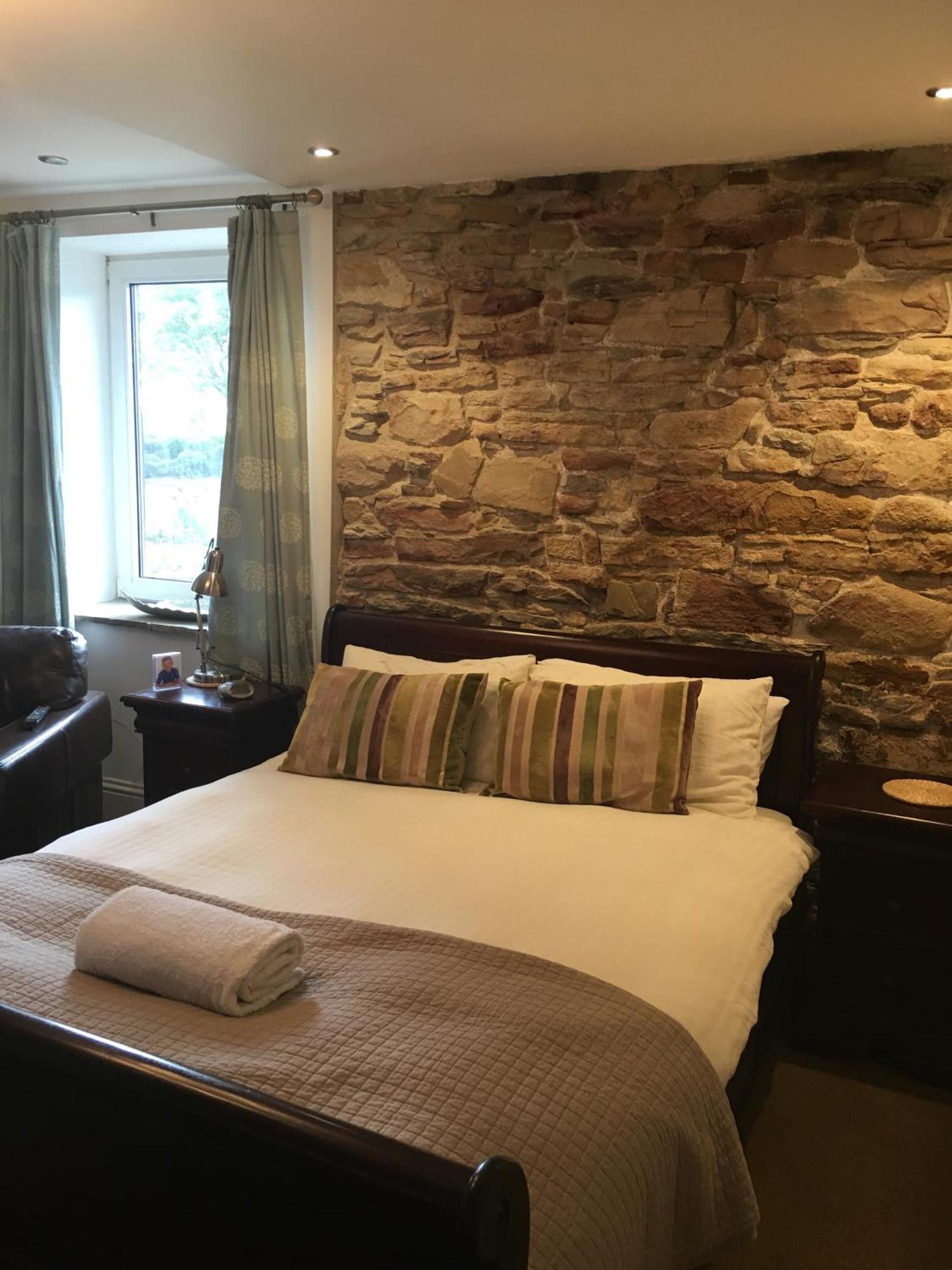 The Ship Inn Invergordon Ngoại thất bức ảnh
