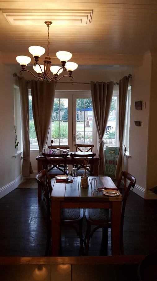 The Ship Inn Invergordon Ngoại thất bức ảnh