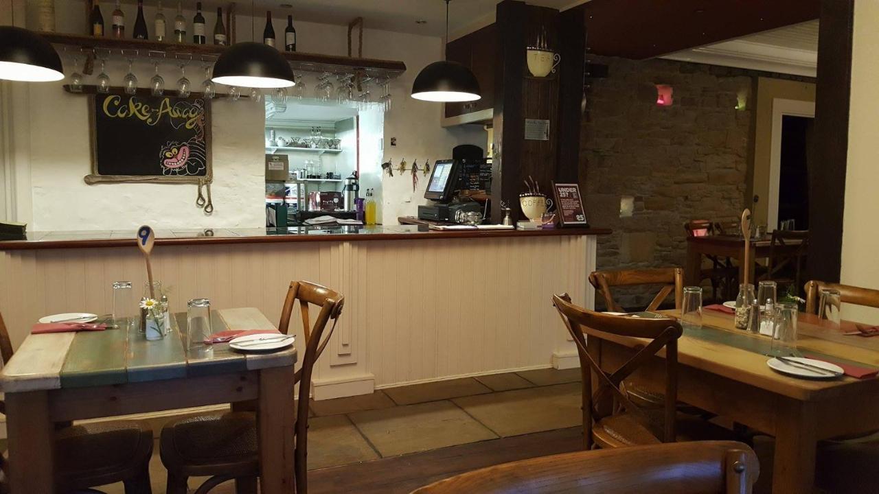 The Ship Inn Invergordon Ngoại thất bức ảnh