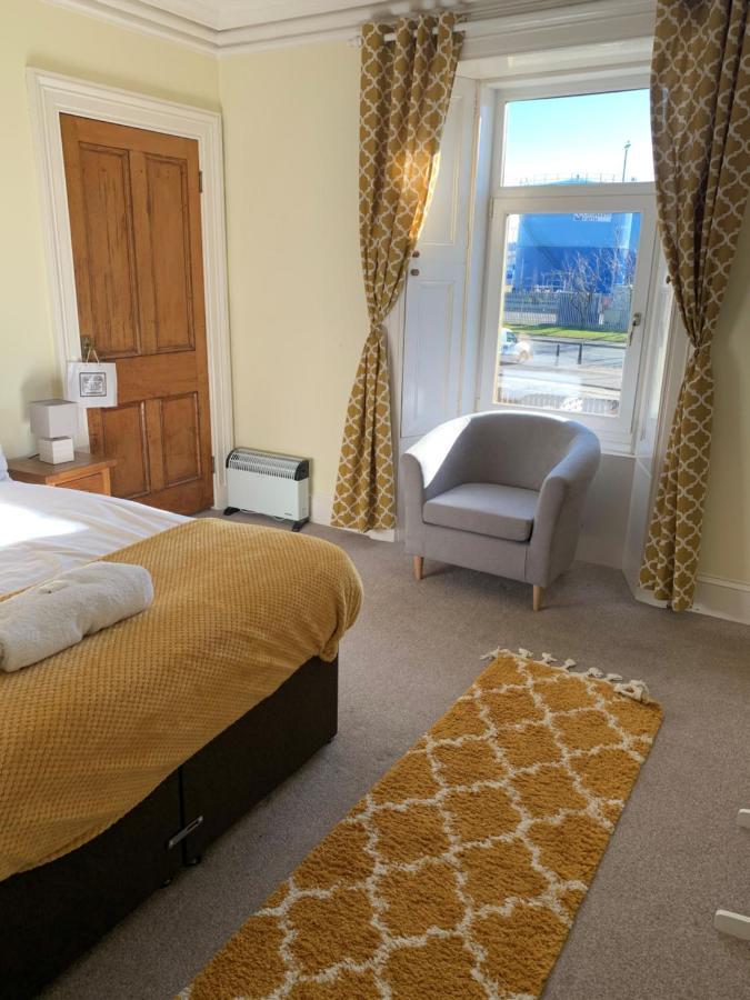 The Ship Inn Invergordon Ngoại thất bức ảnh
